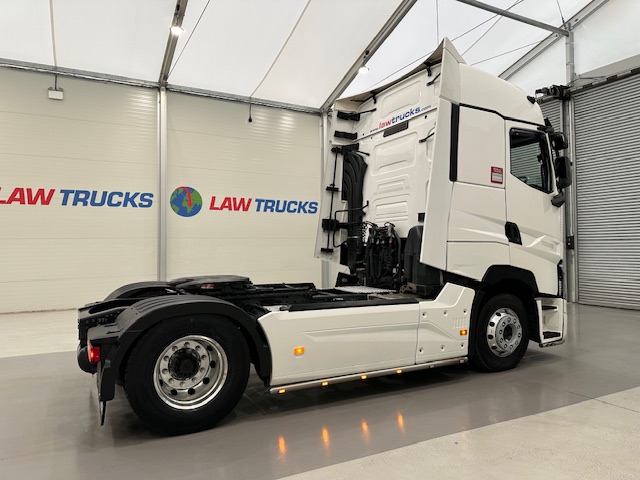 Renault T480 High 4×2 Tractor Unit