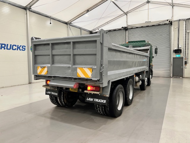 Hino 3241 700 8×4 Sleeper Cab Steel Tipper
