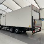 DAF CF 330 6×2 Sleeper Cab Fridge Box - thumbnail