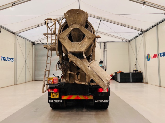 Scania P280 6×4 Day Cab Cement Mixer