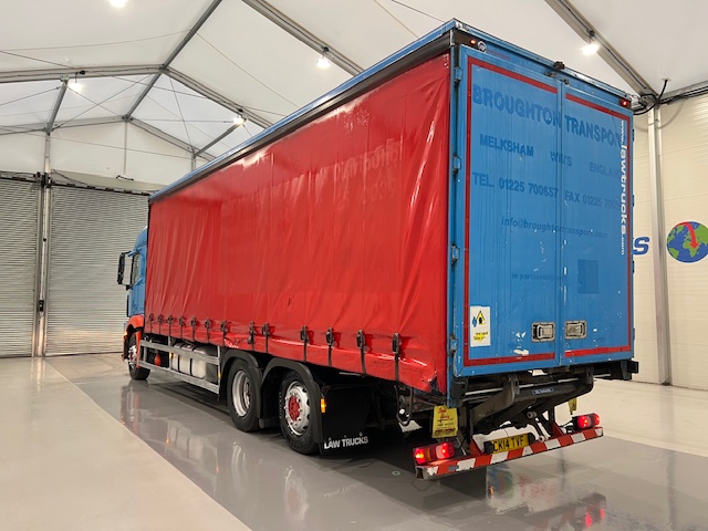 Mercedes Actros 2530 6×2 Sleeper Cab Curtainsider
