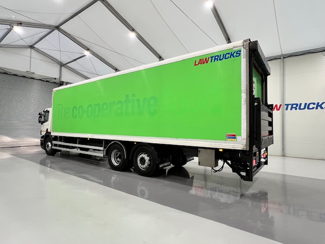 Scania P280 6×2 Rear Lift Day Cab Fridge