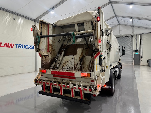 DAF LF 220 4×2 Day Cab Refuse Collector