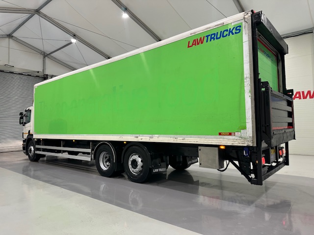 Scania P280 6×2 Rear Lift Day Cab Fridge Box