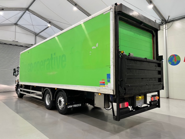 Scania P280 6×2 Rear Lift Day Cab Fridge Box