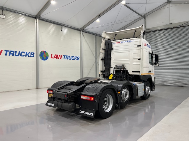 Volvo FM 450 6×2 Midlift Tractor Unit