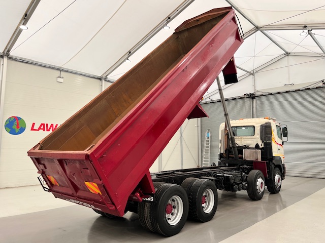 Hino 3241 700 8×4 Sleeper Cab Steel Tipper
