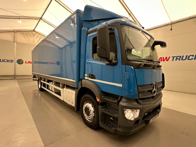 Mercedes Actros 1824 4×2 Day Cab Box Van