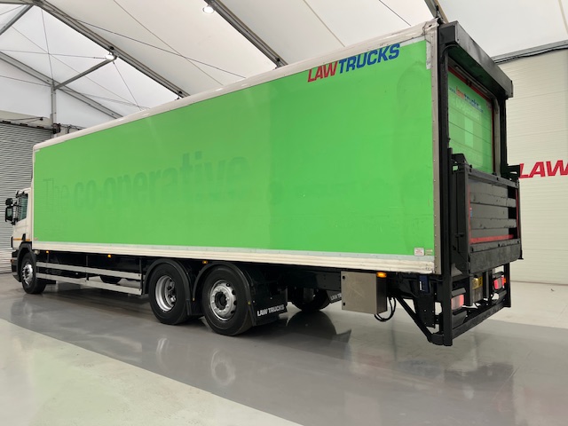 Scania P280 6×2 Rear Lift Day Cab Fridge Box