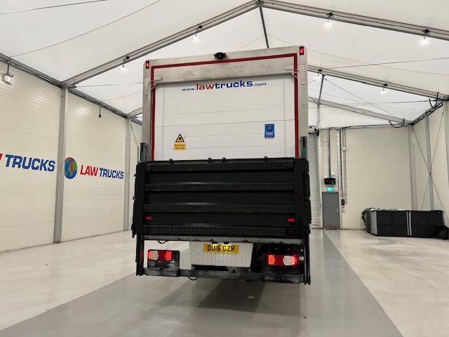 DAF LF 250 4×2 Rest Cab Fridge Box
