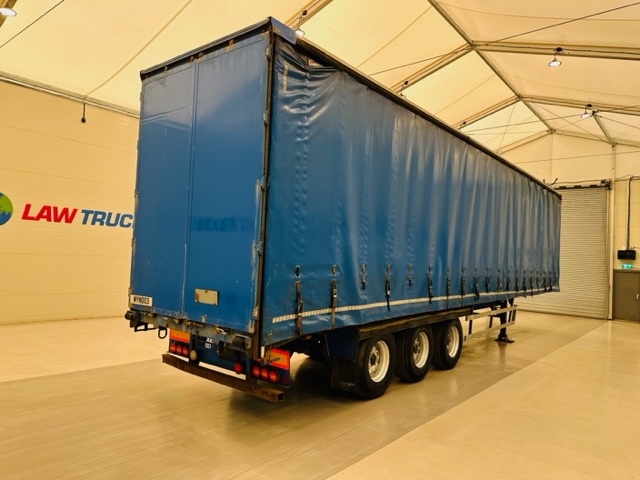 SDC Tri Axle Curtainsider Trailer