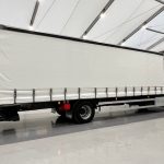 Mercedes Actros 1824 Day Cab Curtainsider - thumbnail