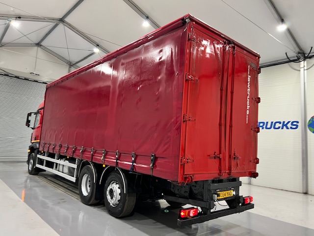 Mercedes Actros 2533 6×2 Sleeper Cab Curtainsider