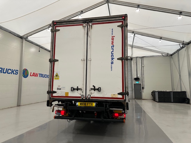 Scania P250 4×2 Sleeper Cab Curtainsider