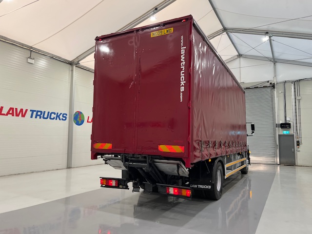 Mercedes Axor 1824 Day Cab Curtainsider