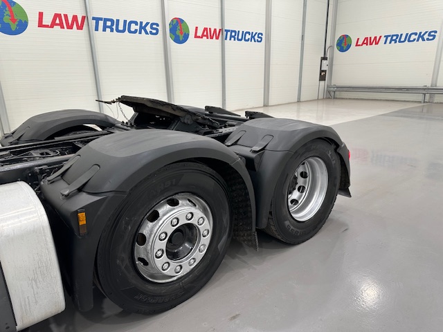 DAF CF 460 6×2 Midlift Tractor Unit