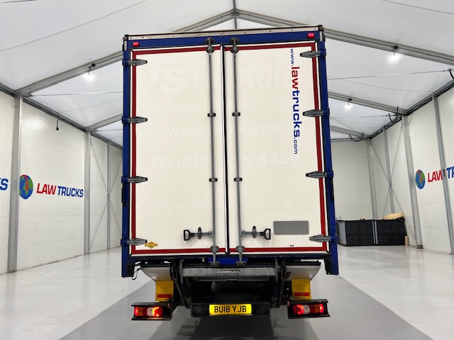 Mercedes Actros 1824 Sleeper Cab Curtainsider