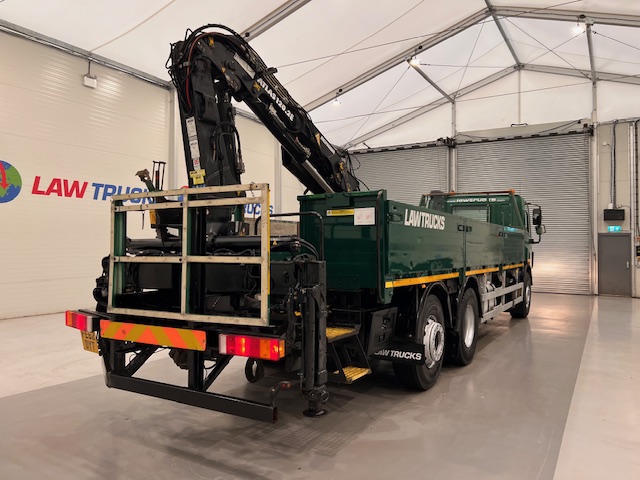 DAF CF75 310 6×2 Day Cab Dropside Crane