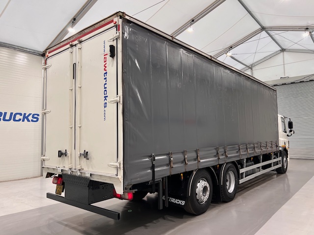 DAF CF75 310 Rear Lift Sleeper Cab Curtainsider