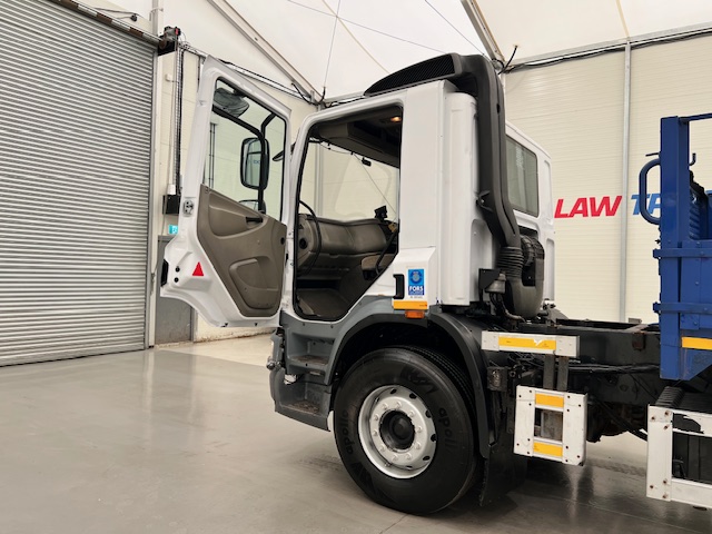 DAF  CF75 310 6×2 Day Cab Dropside Flatbed