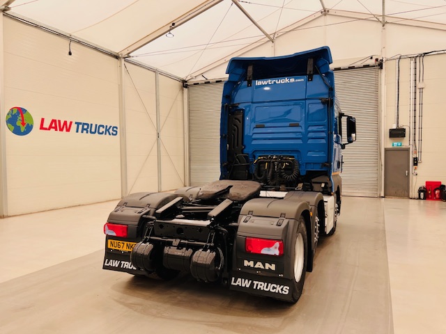 MAN TGX 26.420 6×2 Midlift Tractor Unit
