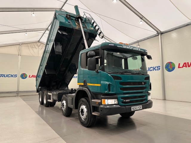 Scania P360 8×4 Rest Cab Tipper Manual