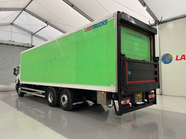Scania P280 6×2 Rear Lift Day Cab Fridge Box