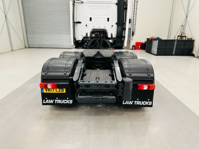 Mercedes Actros 2543 6×2 Midlift Tractor Unit