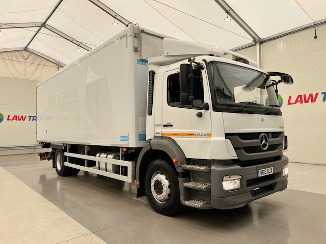 Mercedes Axor 1824 Day Cab Box Van