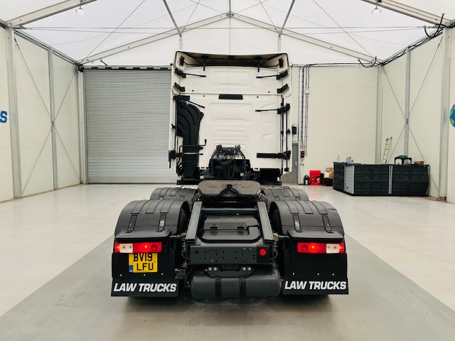 Renault T460 6×2 Midlift Tractor Unit