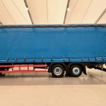 Mercedes Actros 2530 Rear Lift Sleeper Cab Curtainsider - thumbnail