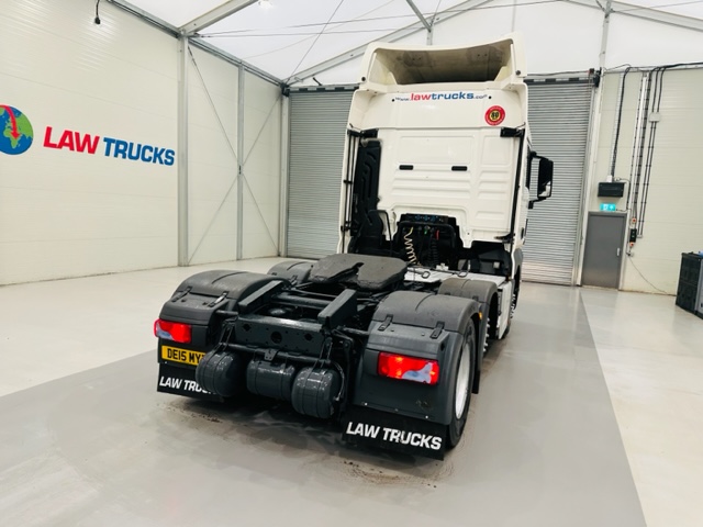 MAN TGX 26.440 6×2 Midlift Tractor Unit