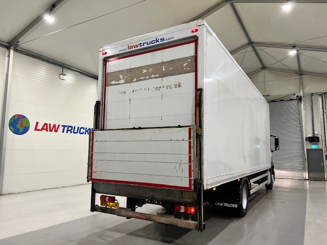 Mercedes Actros 1824 4×2 Sleeper Cab Box Van