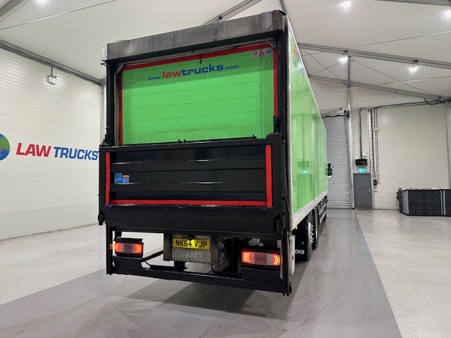 Scania P280 6×2 Rear Lift Day Cab Fridge Box
