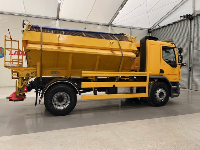 DAF LF 250 4×2 Sleeper Cab Gritter