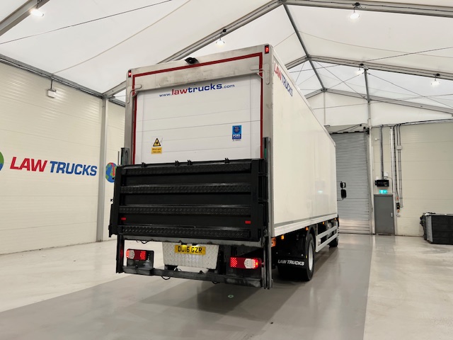 DAF LF 250 4×2 Rest Cab Fridge Box