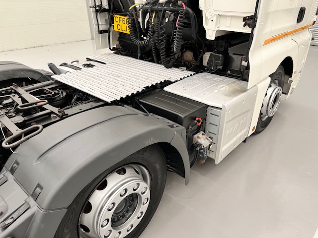 MAN TGX 26.500 6×2 Midlift Tractor Unit