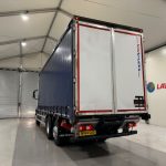 Mercedes Actros 2530 6×2 Sleeper Cab Curtainsider - thumbnail