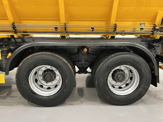 DAF CF75 310 6×4 Day Cab Gritter