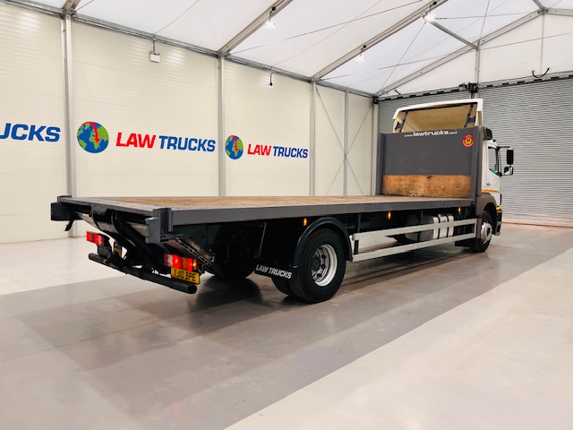 Mercedes Axor 1824 Sleeper Cab Flatbed