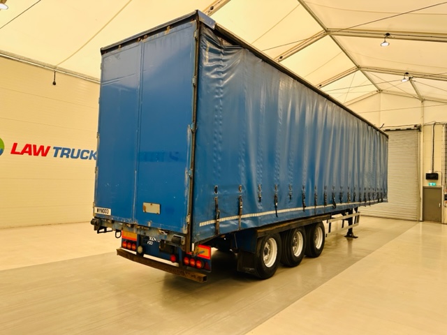 SDC Tri Axle Curtainsider Trailer