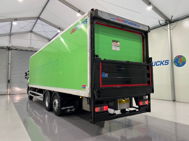 Scania P280 6×2 Rear Lift Day Cab Fridge