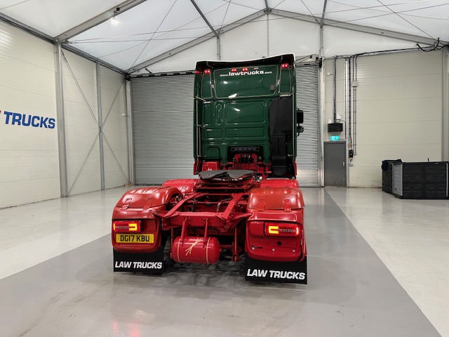 DAF XF 460 6×2 Rear Lift Tractor Unit Manual
