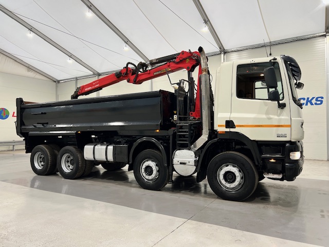 DAF CF85 410 8×4 Day Cab Steel Tipper Grab