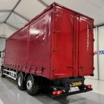 Mercedes Actros 2533 6×2 Sleeper Cab Curtainsider - thumbnail