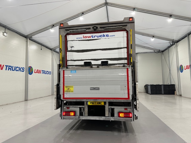 DAF CF 330 Rear Lift Day Cab Fridge Box