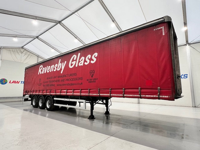 Montracon Tri Axle 4.2m Curtainsider Trailer Moffat Brackets