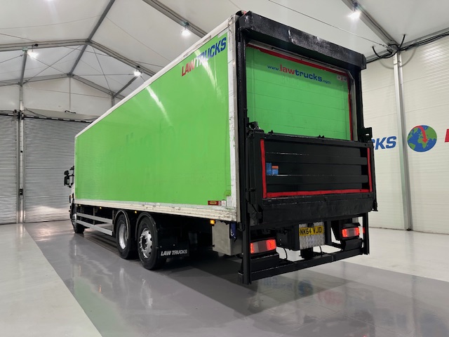 Scania P280 6×2 Rear Lift Day Cab Fridge Box