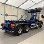 Scania P360 8×4 Day Cab Hookloader Manual - thumbnail