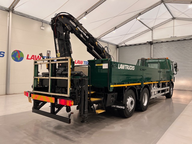DAF CF75 310 6×2 Day Cab Dropside Crane